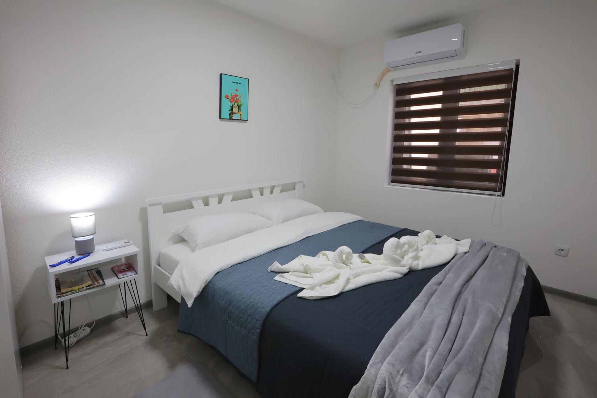 Ivan'S Guesthouse Paracin Bagian luar foto